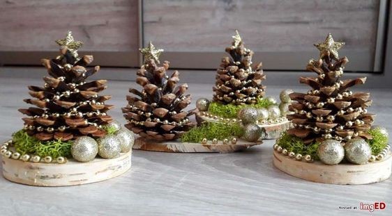 17 Décorations de Noël avec des pommes de pins 8 17 Décorations de Noël avec des pommes de pins 8
