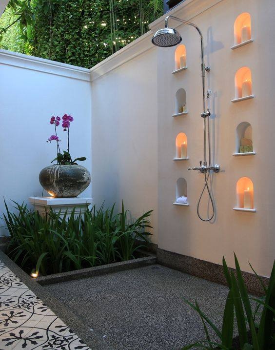 9 idées de douches de jardin fantastiques 6