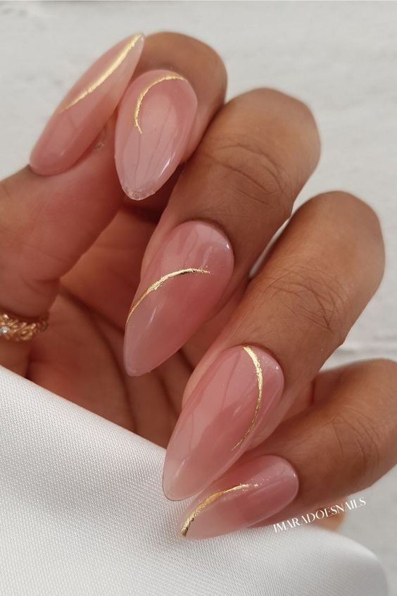 36 nails art d'ongles nudes pour mélanger votre manucure de base 28