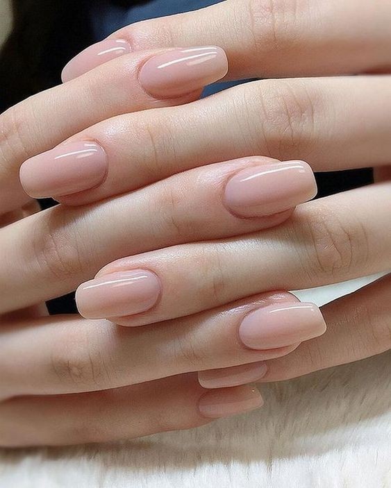 36 nails art d'ongles nudes pour mélanger votre manucure de base 36