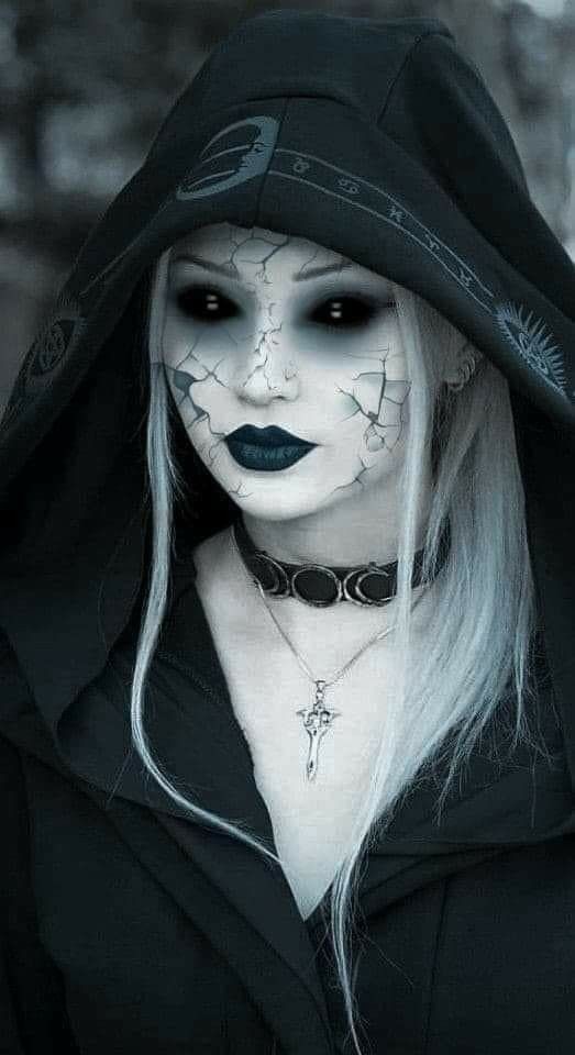 29 idées de maquillages de sorcière pour halloween 21
