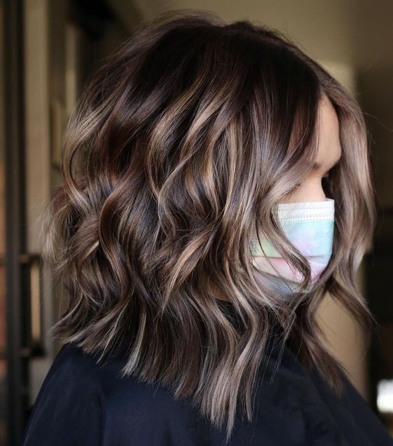 Les 60 plus belles coupes de cheveux femme en 2022 15 Les 60 plus belles coupes de cheveux femme en 2022 15