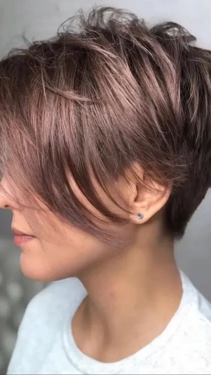 Les 60 plus belles coupes de cheveux femme en 2022 43 Les 60 plus belles coupes de cheveux femme en 2022 43
