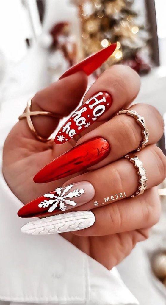 55 Nails art de Noël pour déballer vos cadeaux en beauté 36