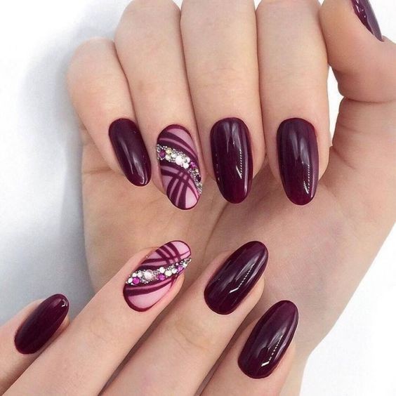 44 top idées d'ongles rouges canons à porter 15