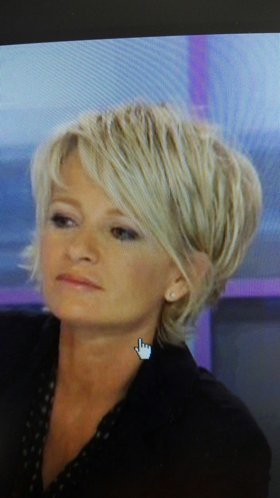 Les 44 plus belles coupes courtes pour femme en 2022 4 Les 44 plus belles coupes courtes pour femme en 2022 4