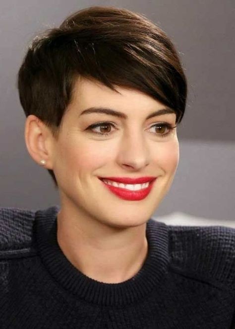 Les 44 plus belles coupes courtes pour femme en 2022 12 Les 44 plus belles coupes courtes pour femme en 2022 12
