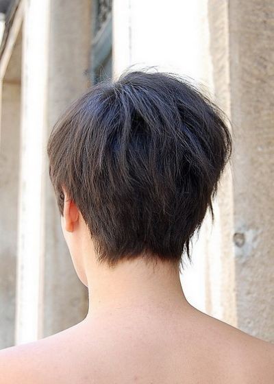 Les 44 plus belles coupes courtes pour femme en 2022 21 Les 44 plus belles coupes courtes pour femme en 2022 21