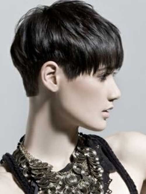 Les 44 plus belles coupes courtes pour femme en 2022 40 Les 44 plus belles coupes courtes pour femme en 2022 40
