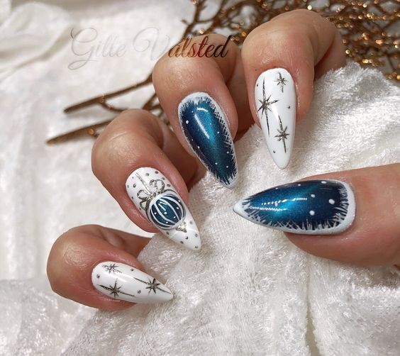 44 top idées de Nail art de Noël 14