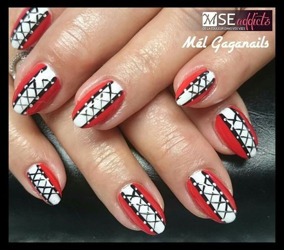 44 top idées de Nail art de Noël 25