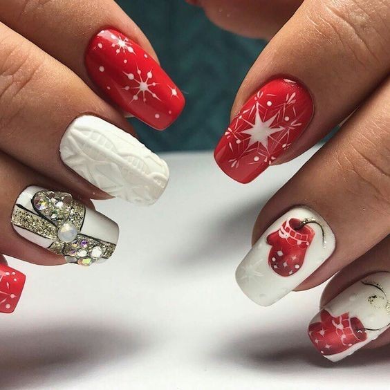 44 top idées de Nail art de Noël 38