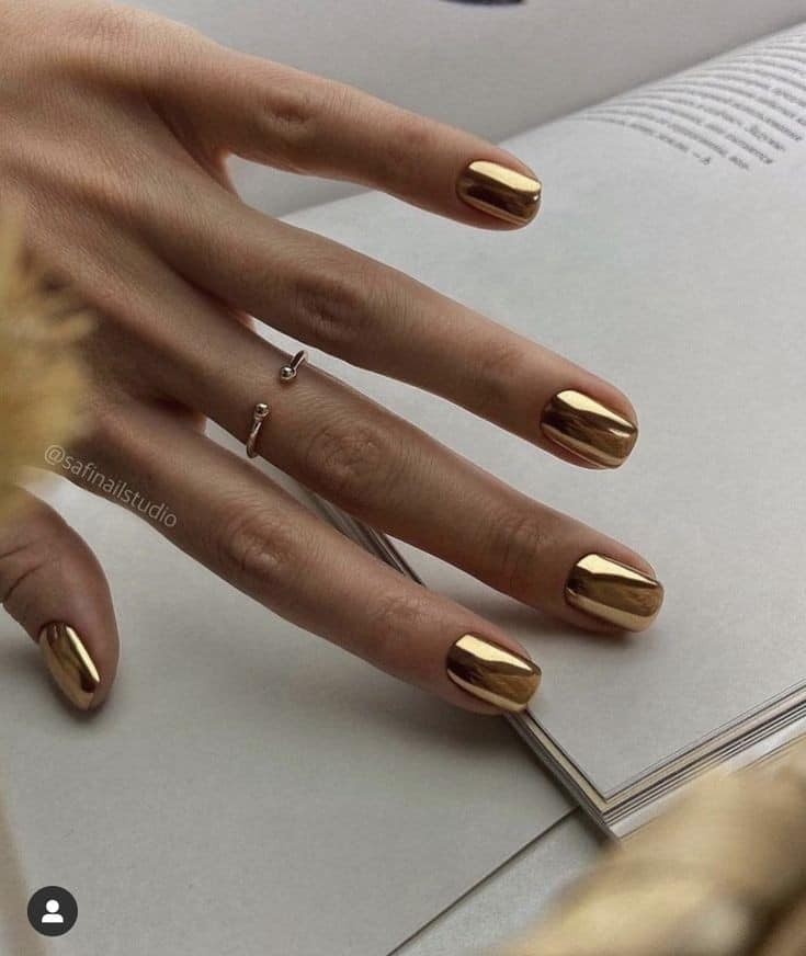 21 idées pour décorer vos ongles dans les tons nudes 2 21 idées pour décorer vos ongles dans les tons nudes 2