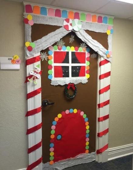 17 idées pour embellir vos portes en ce Noël 5 17 idées pour embellir vos portes en ce Noël 5