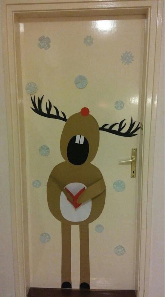 17 idées pour embellir vos portes en ce Noël 7 17 idées pour embellir vos portes en ce Noël 7