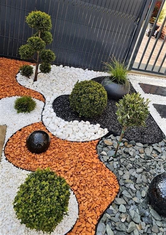 14 idées de décors de jardin en pierres et graviers 2