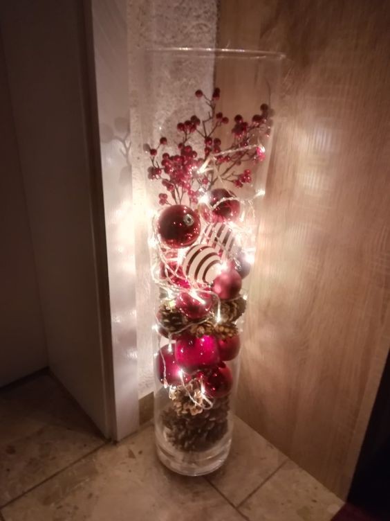 19 Décorations de Noël à faire soi-même avec un vase en verre 4 19 Décorations de Noël à faire soi-même avec un vase en verre 4