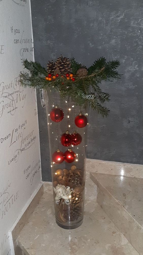 19 Décorations de Noël à faire soi-même avec un vase en verre 11 19 Décorations de Noël à faire soi-même avec un vase en verre 11
