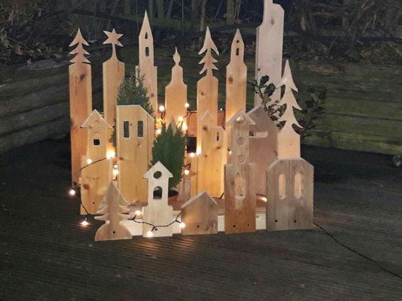 60 Déco de Noël en bois à fabriquer à partir d'une palette 50 60 Déco de Noël en bois à fabriquer à partir d'une palette 50