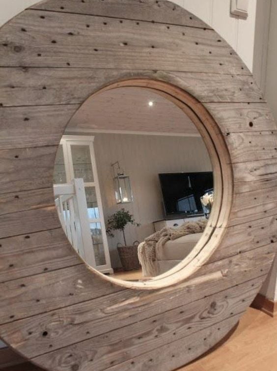 80 décorations à fabriquer à partir de simples bobines en bois récupéré 32 80 décorations à fabriquer à partir de simples bobines en bois récupéré 32