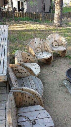 80 décorations à fabriquer à partir de simples bobines en bois récupéré 45 80 décorations à fabriquer à partir de simples bobines en bois récupéré 45