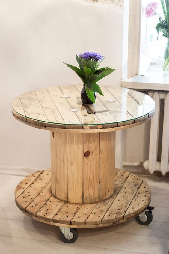80 décorations à fabriquer à partir de simples bobines en bois récupéré 59 80 décorations à fabriquer à partir de simples bobines en bois récupéré 59