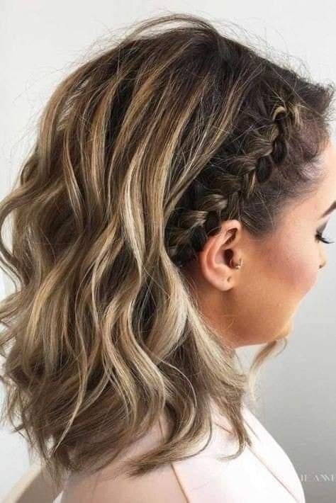 30 charmantes coiffures tressées pour cheveux courts 17