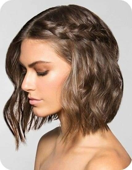 30 charmantes coiffures tressées pour cheveux courts 23