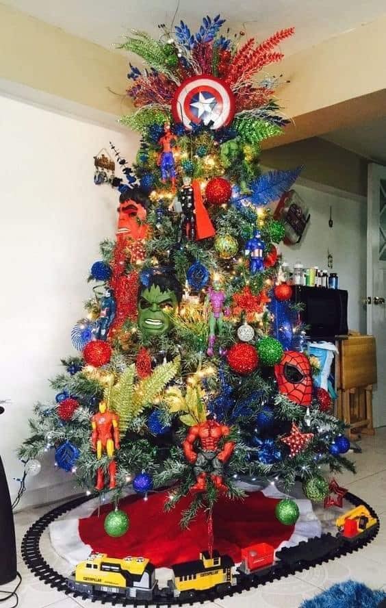 34 Sapins de Noël sur le thème de Disney 7 34 Sapins de Noël sur le thème de Disney 7