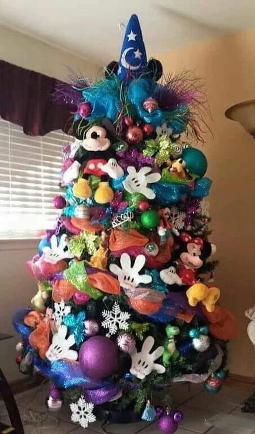 34 Sapins de Noël sur le thème de Disney 8 34 Sapins de Noël sur le thème de Disney 8