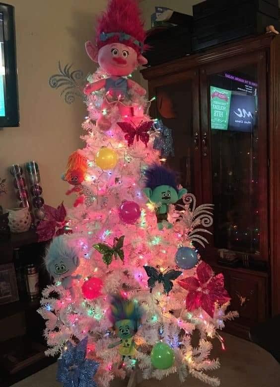 34 Sapins de Noël sur le thème de Disney 20 34 Sapins de Noël sur le thème de Disney 20