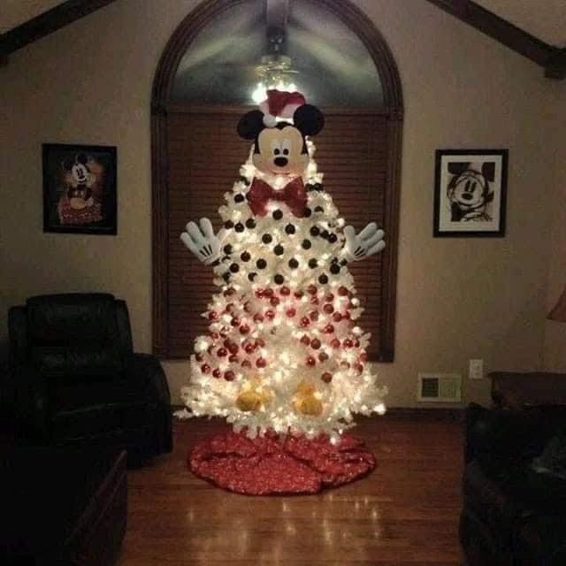 34 Sapins de Noël sur le thème de Disney 24 34 Sapins de Noël sur le thème de Disney 24