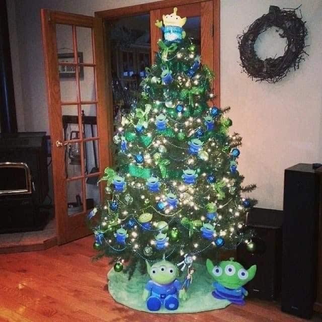 34 Sapins de Noël sur le thème de Disney 29 34 Sapins de Noël sur le thème de Disney 29