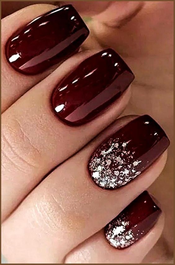 53 Nail art de Noël pour une manucure de fêtes réussie 23 53 Nail art de Noël pour une manucure de fêtes réussie 23