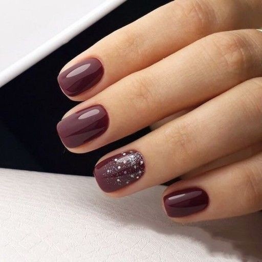 53 Nail art de Noël pour une manucure de fêtes réussie 25 53 Nail art de Noël pour une manucure de fêtes réussie 25