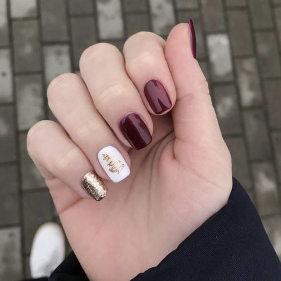 53 Nail art de Noël pour une manucure de fêtes réussie 27 53 Nail art de Noël pour une manucure de fêtes réussie 27