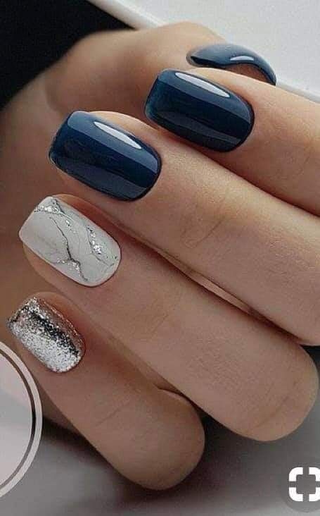53 Nail art de Noël pour une manucure de fêtes réussie 30 53 Nail art de Noël pour une manucure de fêtes réussie 30