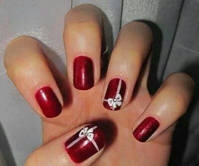 53 Nail art de Noël pour une manucure de fêtes réussie 44 53 Nail art de Noël pour une manucure de fêtes réussie 44
