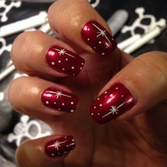 53 Nail art de Noël pour une manucure de fêtes réussie 46 53 Nail art de Noël pour une manucure de fêtes réussie 46