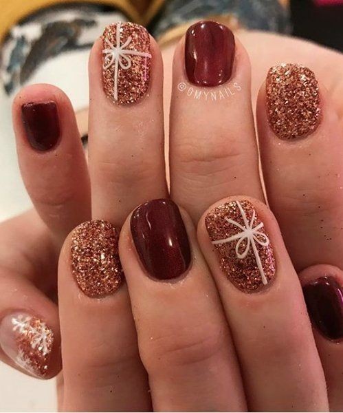 53 Nail art de Noël pour une manucure de fêtes réussie 57 53 Nail art de Noël pour une manucure de fêtes réussie 57