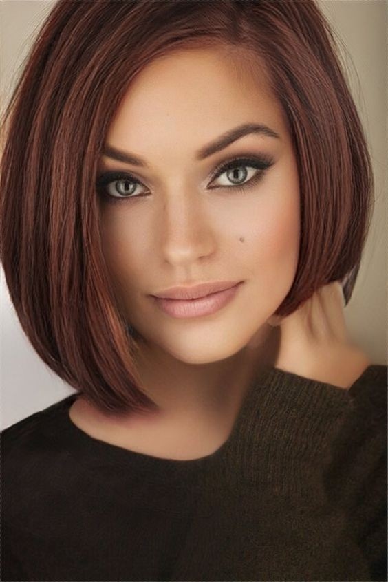 10 Coupes carré tendance 2022 qui rendent une femme irrésistible 6 10 Coupes carré tendance 2022 qui rendent une femme irrésistible 6