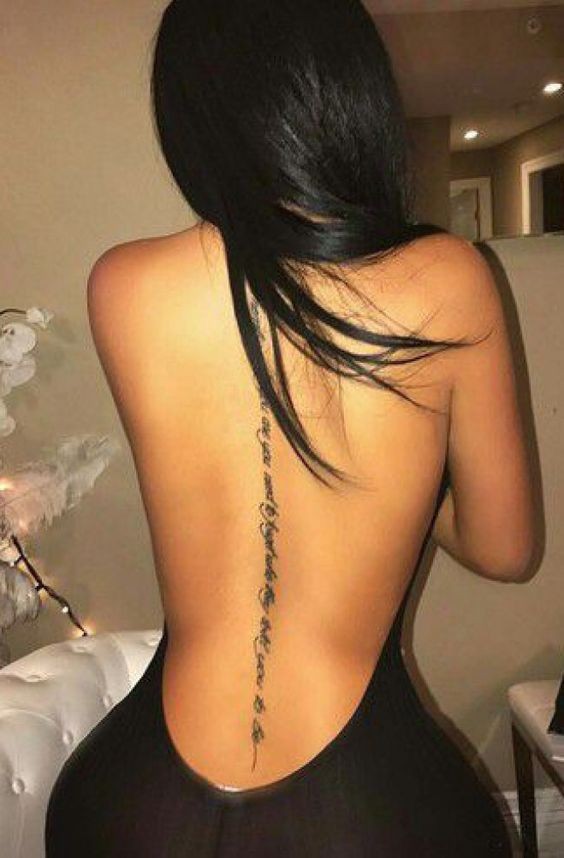 49 styles de tatouages pour femme pour vous inspirer 18