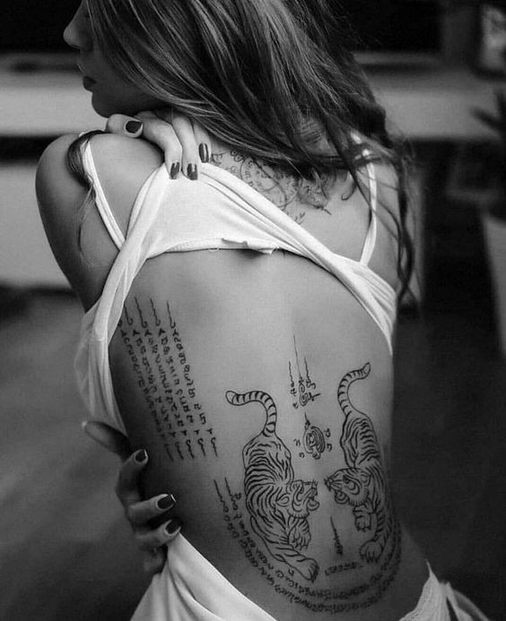 49 styles de tatouages pour femme pour vous inspirer 30