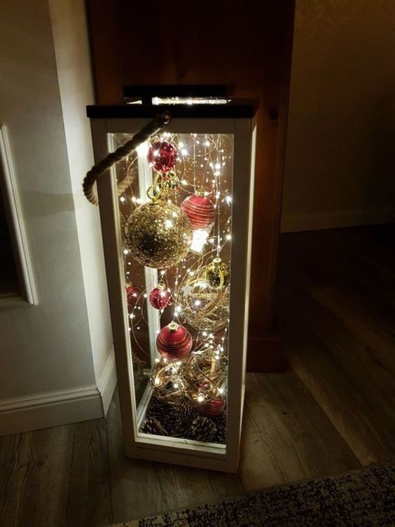 14 Décorations de Noël à faire avec une lanterne 6 14 Décorations de Noël à faire avec une lanterne 6