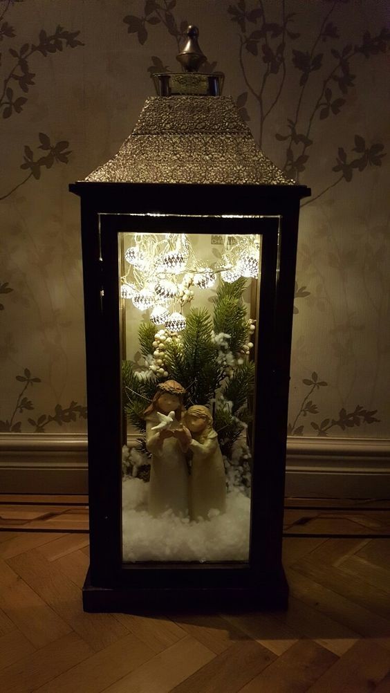 14 Décorations de Noël à faire avec une lanterne 11 14 Décorations de Noël à faire avec une lanterne 11
