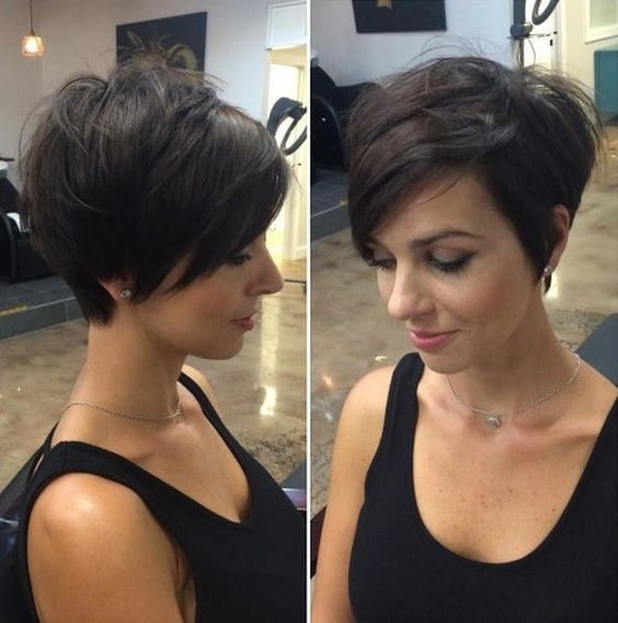 36 Coupes de cheveux courtes qui rendent une femme époustouflante 36 36 Coupes de cheveux courtes qui rendent une femme époustouflante 36