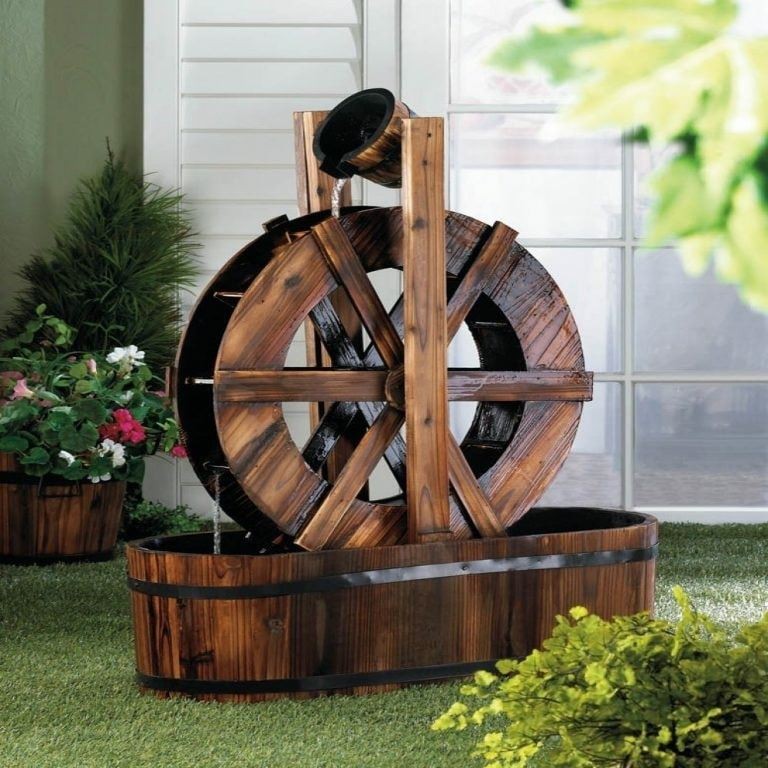 19 Fontaines en bois étonnantes pour vous inspirer 3 19 Fontaines en bois étonnantes pour vous inspirer 3