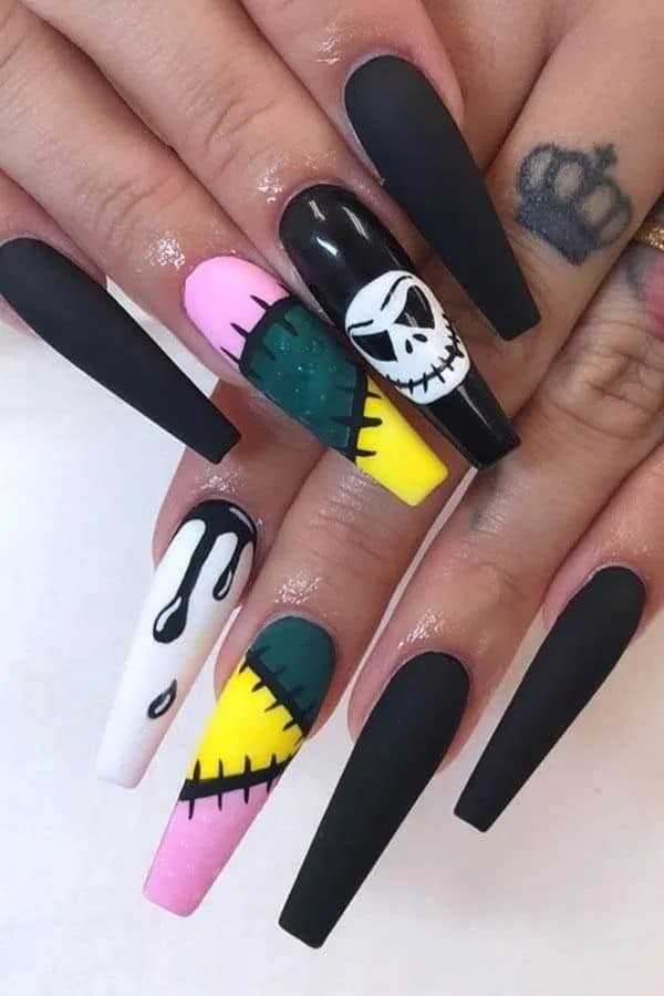 54 idées amusantes et effrayante d'ongles pour la fête d'Halloween 28 54 idées amusantes et effrayante d'ongles pour la fête d'Halloween 28
