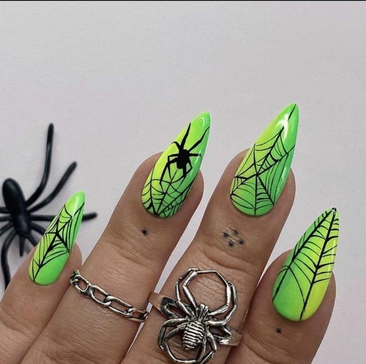 54 idées amusantes et effrayante d'ongles pour la fête d'Halloween 42 54 idées amusantes et effrayante d'ongles pour la fête d'Halloween 42