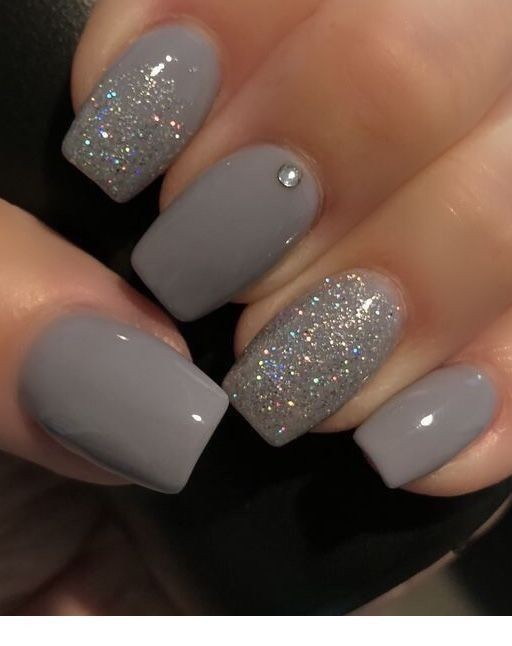 20 idées d'ongles gris que vous allez adorer 5 20 idées d'ongles gris que vous allez adorer 5